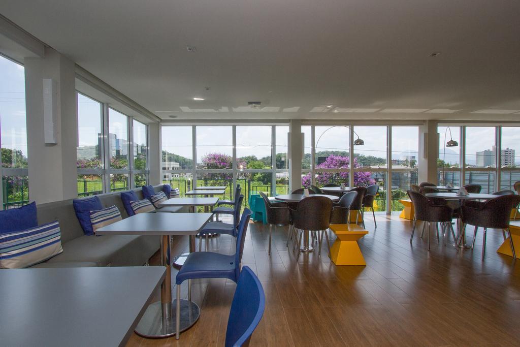 Le Canard Joinville Exterior foto
